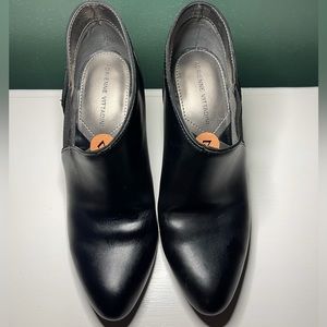 Adrienne Vittadini, Black Tikki Bootie, Size 7